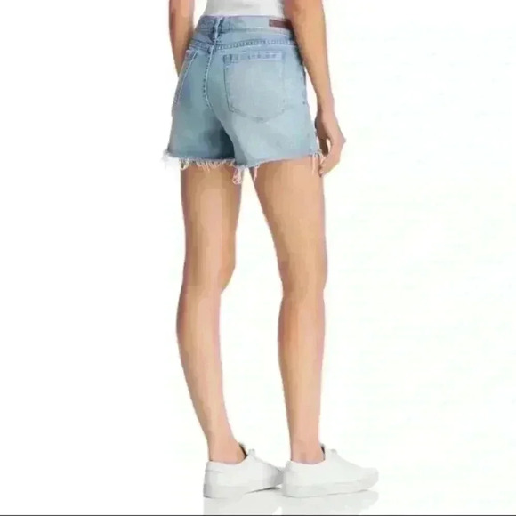 BLANK NYC The Fulton Light Wash Raw Hem Shorts - Picture 1 of 3